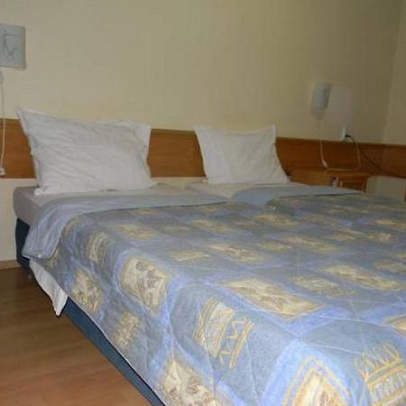 Hotel Slavija Spektar Ohrid Ruang foto